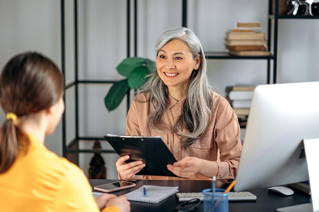 Assistante RH en entretien d'embauche