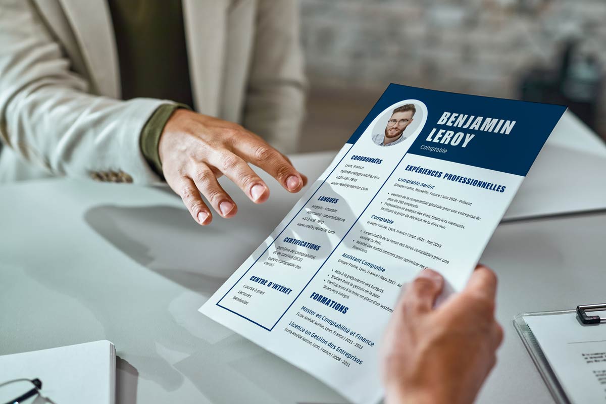 CV dcg d'un étudiant en comptabilité à l'ENCG