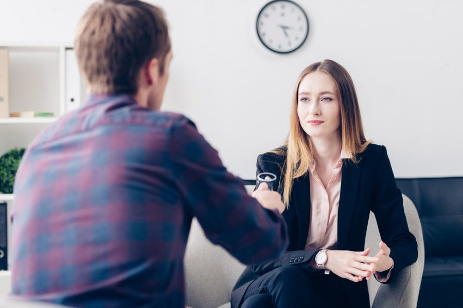 Interview de Sarah Lucchini diplômée tu TP gestionnaire de paie de l'ENCG