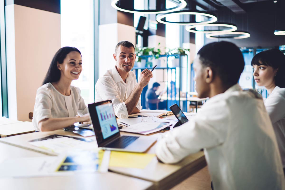 Étudiants en apprentissage en entreprise qui sont impactés par la nouvelle loi alternance 2026
