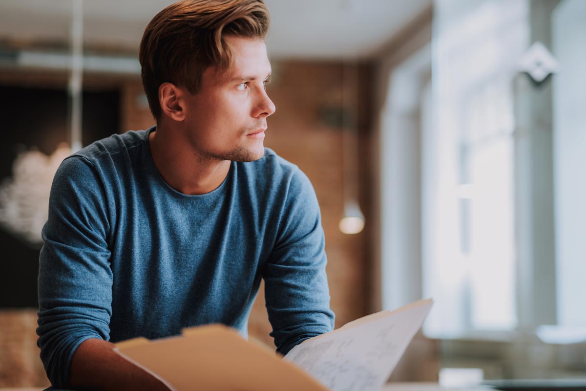 Étudiant se demandant s'il peut contester sa note BTS CG après son examen