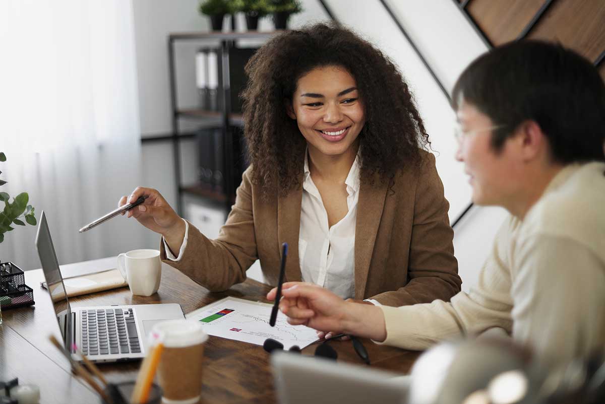 Une étudiante en formation gestionnaire comptable et fiscal sans bac