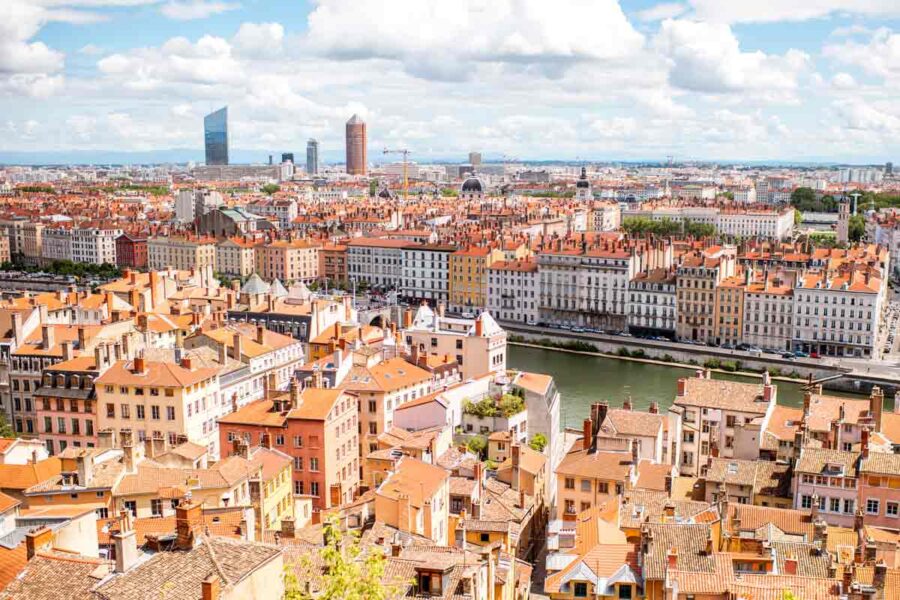 Vue panoramique sur la ville de Lyon pour faire son alternance comptabilité en ligne